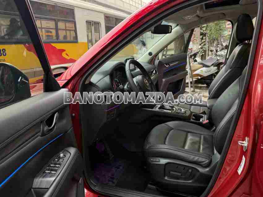 Cần bán gấp xe Mazda CX5 Premium 2.0 AT năm 2021, màu Đỏ, Số tự động