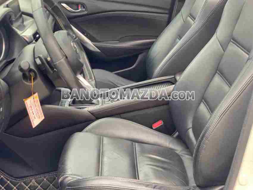 Mazda 6 Premium 2.0 AT 2019, xe đẹp, hết ý