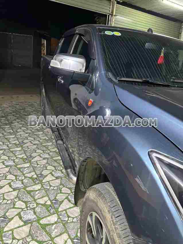 Mazda BT50 2.2L 4x2 AT 2017 Máy dầu đẹp long lanh