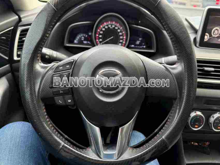 Mazda 3 1.5 AT năm 2016 cần bán