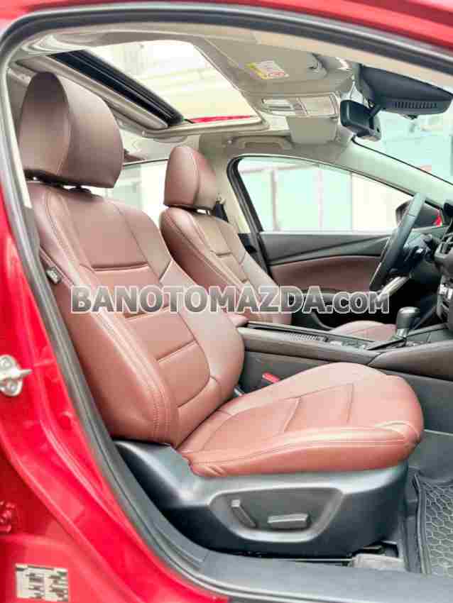Mazda 6 Premium 2.0 AT năm sản xuất 2021 giá tốt