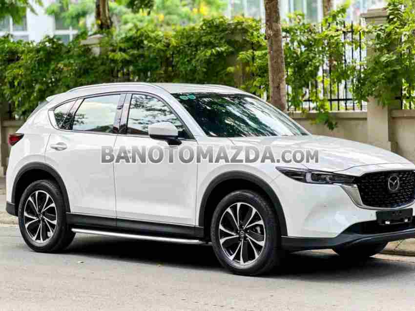 Cần bán gấp Mazda CX5 Luxury 2.0 AT đời 2024, màu Trắng