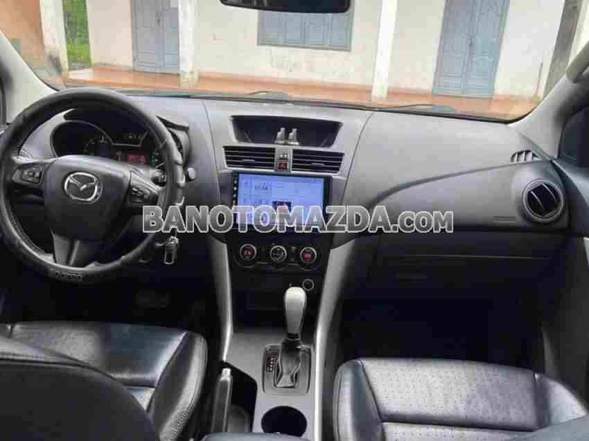 Mazda BT50 2.2L 4x2 AT năm 2015 cần bán