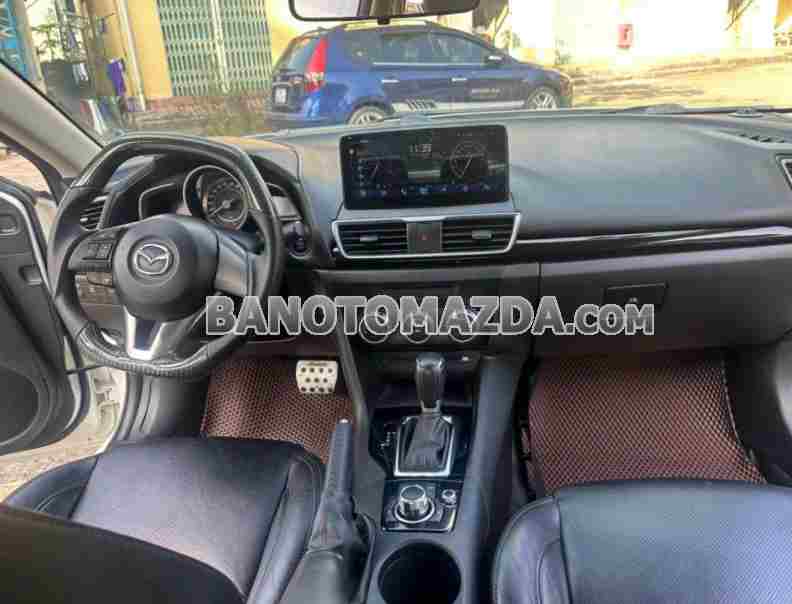 Mazda 3 1.5 AT năm sản xuất 2015 giá tốt