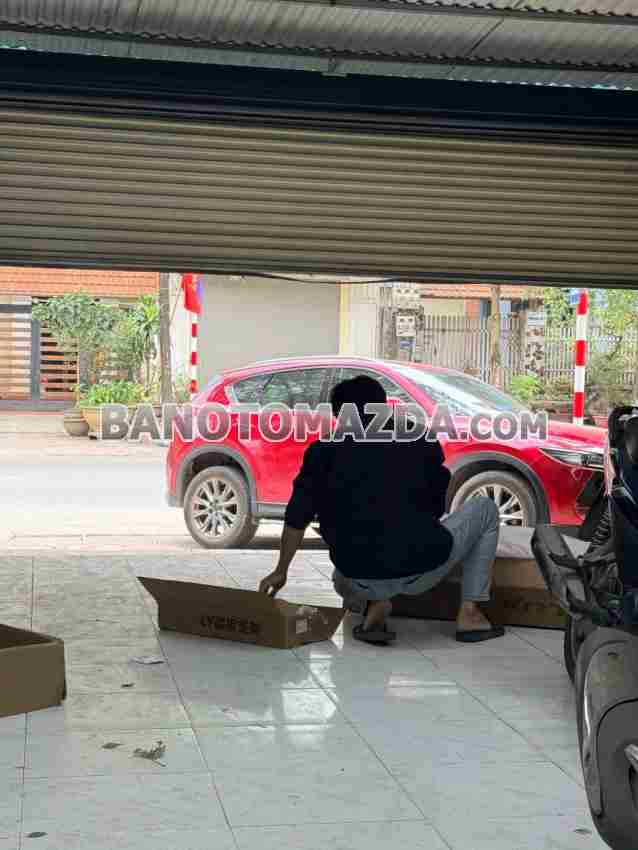 Cần bán xe Mazda CX5 Premium 2.0 AT màu Đỏ 2021