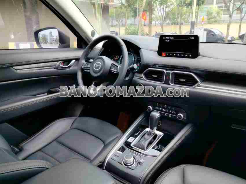 Cần bán gấp Mazda CX5 Premium 2.0 AT năm 2023 giá cực tốt