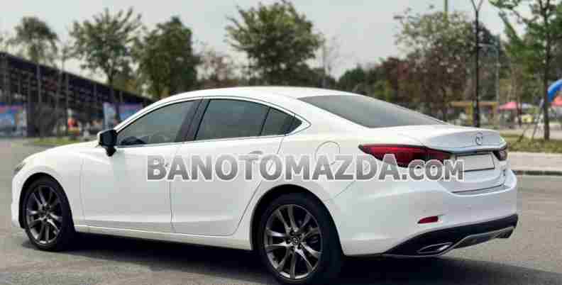 Cần bán gấp Mazda 6 Premium 2.5 AT đời 2020, màu Trắng
