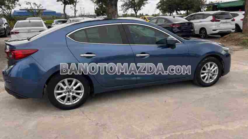 Cần bán gấp xe Mazda 3 1.5 AT 2017 màu Xanh