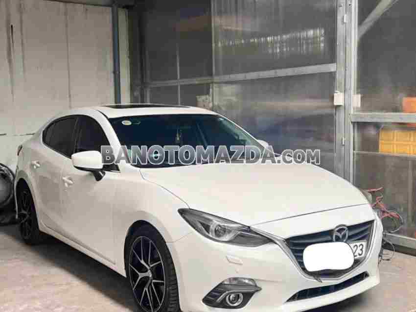 Cần bán gấp Mazda 3 1.5 AT đời 2015, màu Trắng