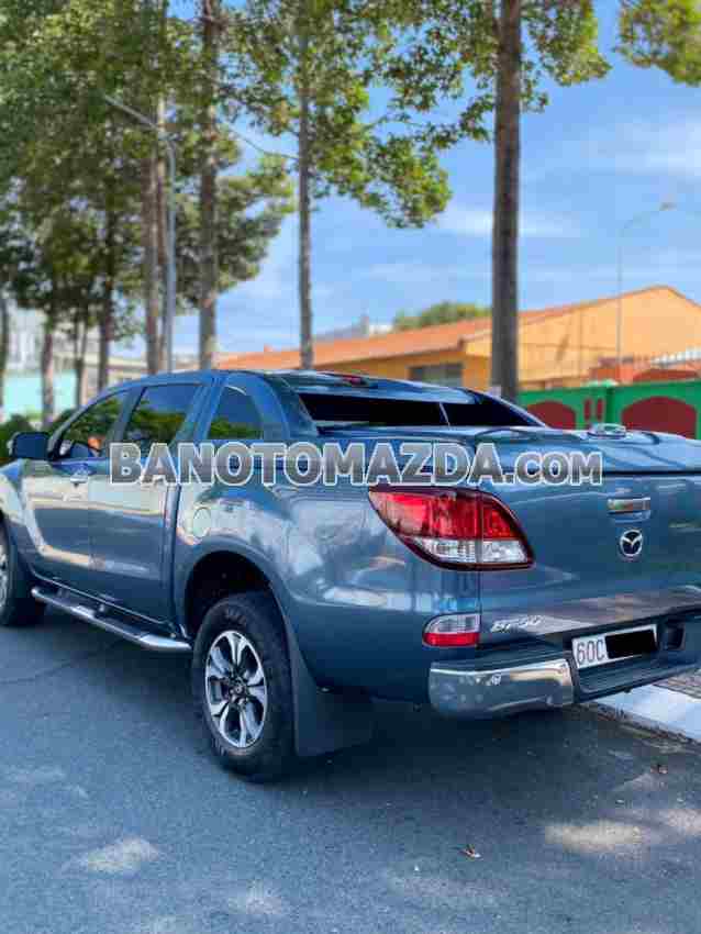 Cần bán gấp Mazda BT50 2.2L 4x2 AT năm 2017 giá cực tốt