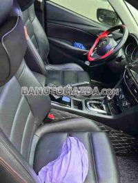 Cần bán gấp xe Mazda 6 2.0 AT 2015 màu Vàng