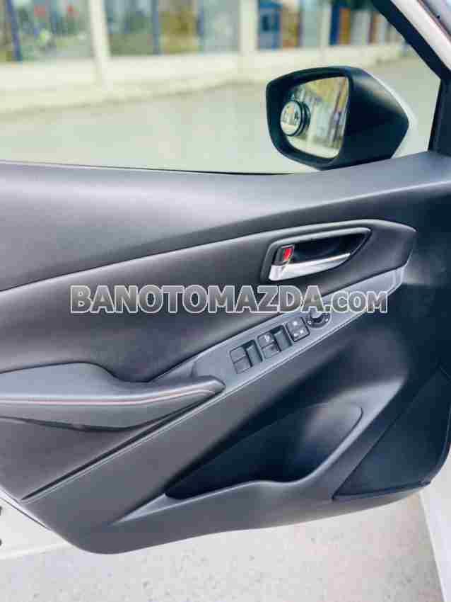 Cần bán gấp xe Mazda 2 1.5 AT 2018 màu Trắng
